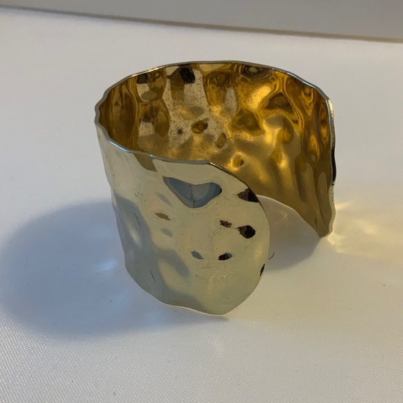 Vintage 1980’s statement golden finish bracelet - Picture 6 of 7